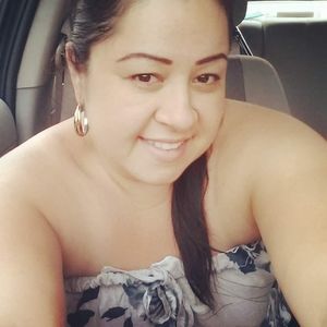 Meet your Posher, Derly johanna